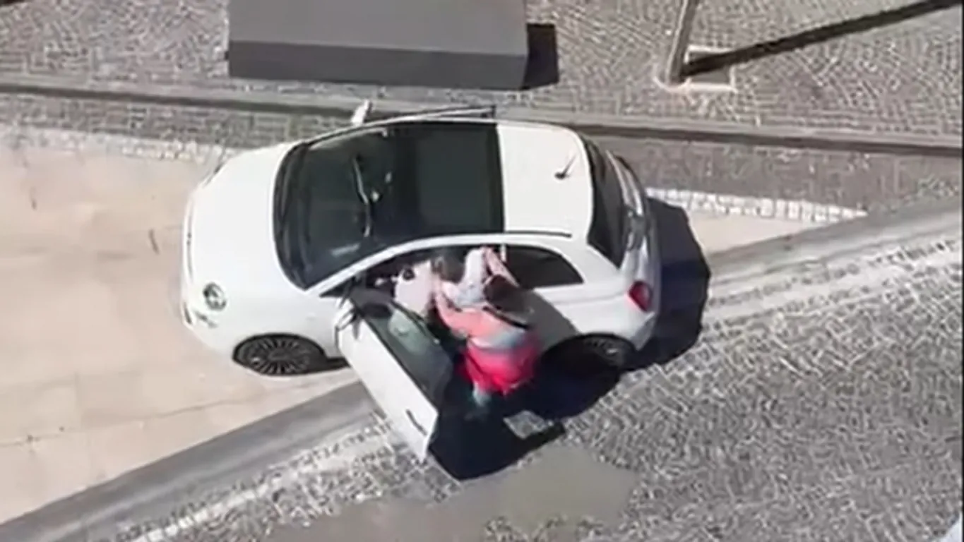 Consigliera comunale di Casalnuovo denuncia: "Aggredita in strada per il mio ruolo politico"