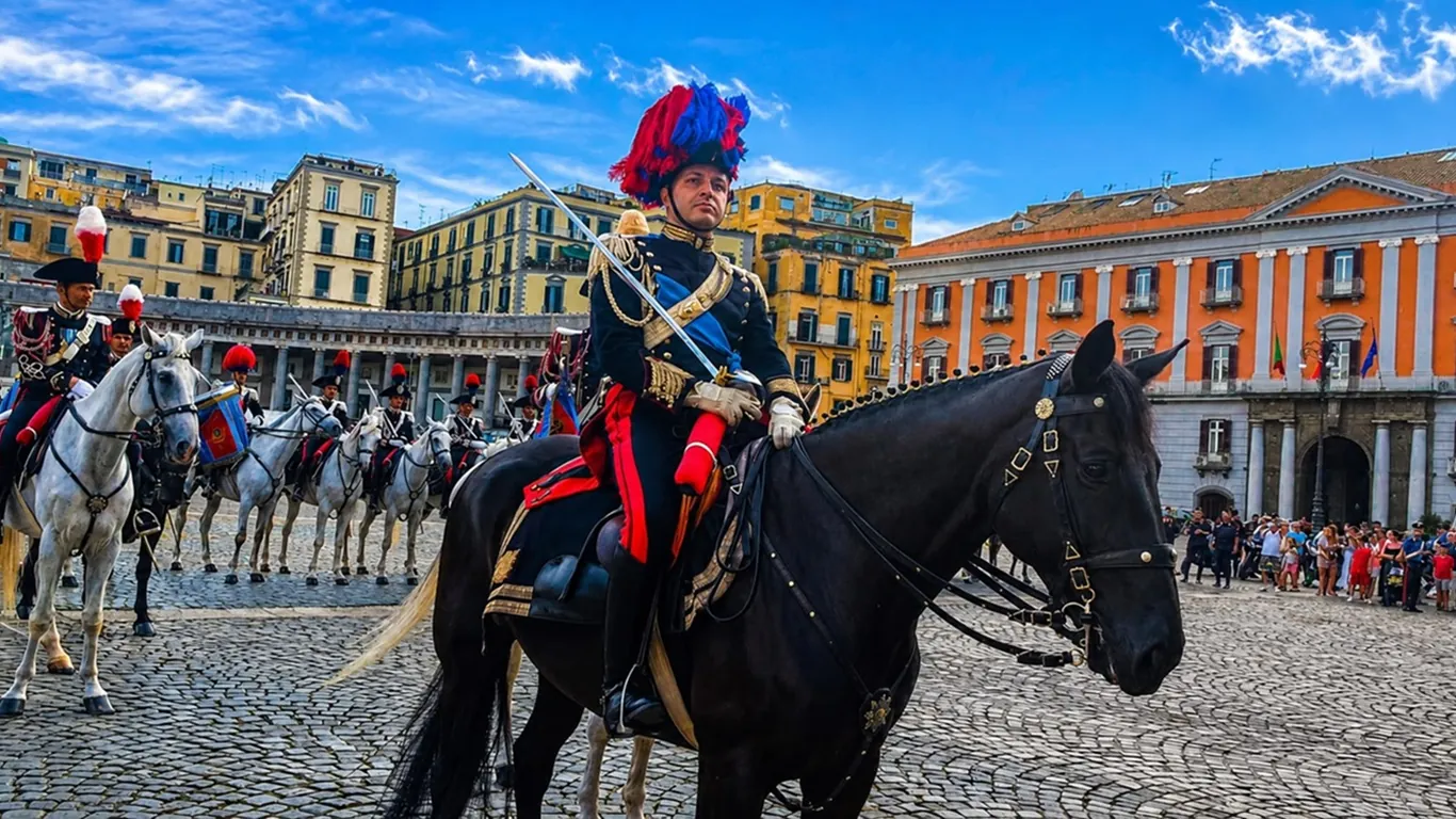 Napoli, arrivano i Carabinieri a cavallo alla Floridiana: pattuglie tra i viali fino al 16 luglio