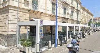 Torre del Greco, negozi aperti dalle 5 del mattino: il sindaco modifica l'ordinanza