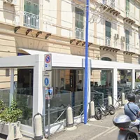 Torre del Greco, negozi aperti dalle 5 del mattino: il sindaco modifica l'ordinanza