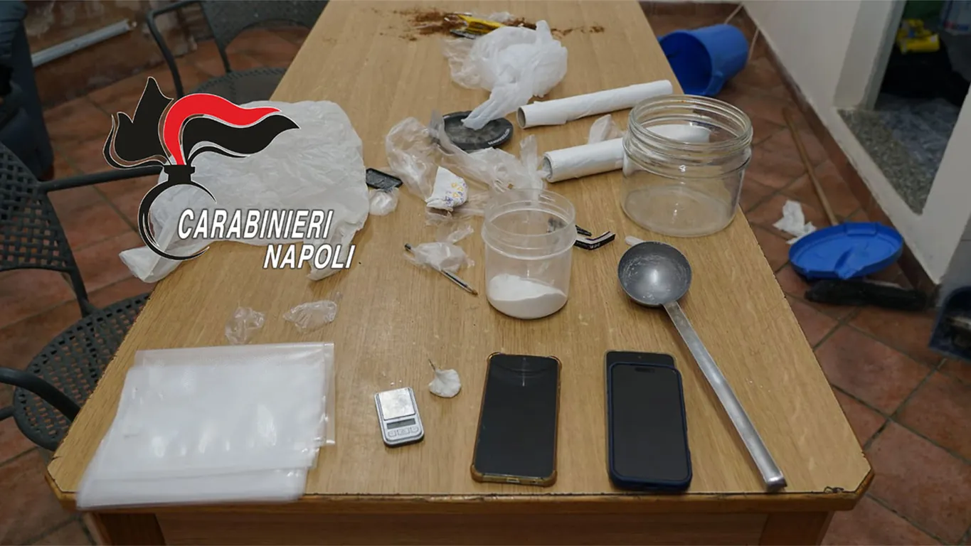 Droga e armi, tre arresti in meno di dieci ore tra Sant'Antonio Abate, Lettere e Castellammare