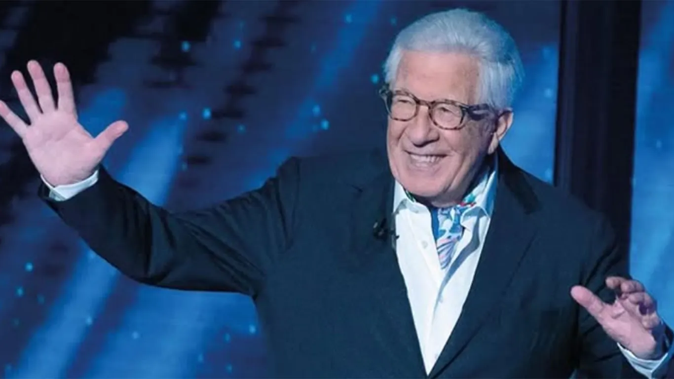 Addio a Peppino di Capri, si spegne il re della melodia italiana