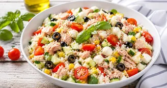Insalata di riso mediterranea, il piatto fresco dell'estate