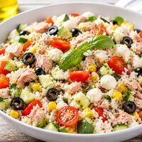 Insalata di riso mediterranea, il piatto fresco dell'estate
