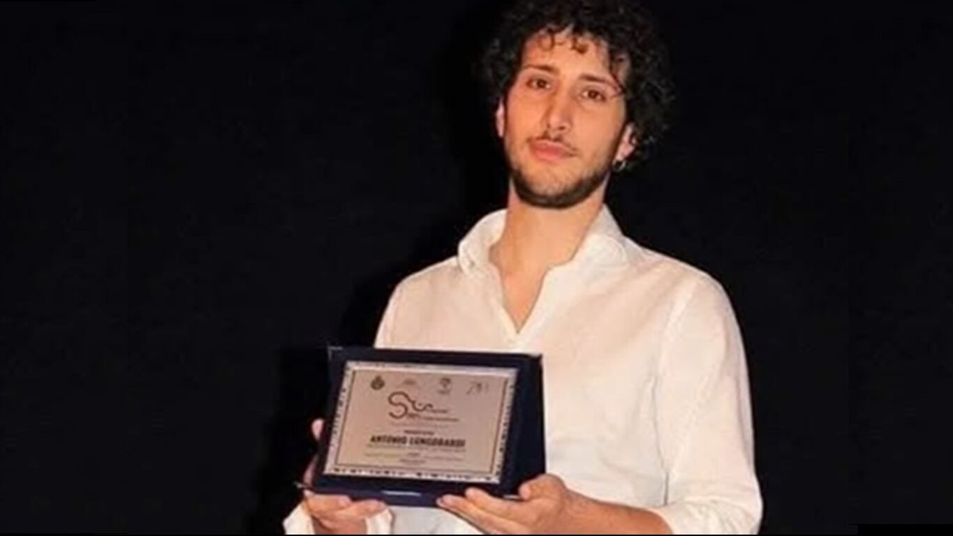 Torre Annunziata, Davide Cristiano: fissati i funerali del giovane attore e regista
