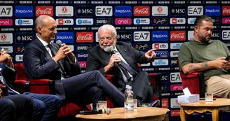 Max Allegri si prende il Napoli: "Abbiamo una rosa forte, vogliamo arrivare fino in fondo"