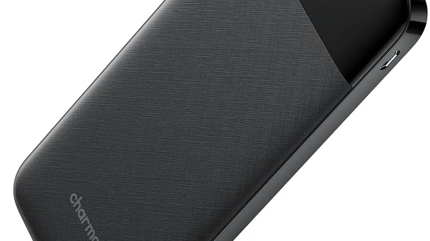 Charmast Power Bank 10400 mAh: Ricarica Efficiente in Movimento