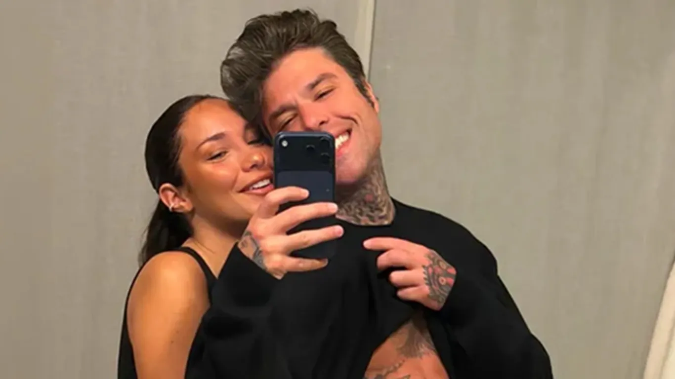 Fedez è diventato papà per la terza volta: è nato Edoardo Lupo, il primo figlio con Giulia Honegger