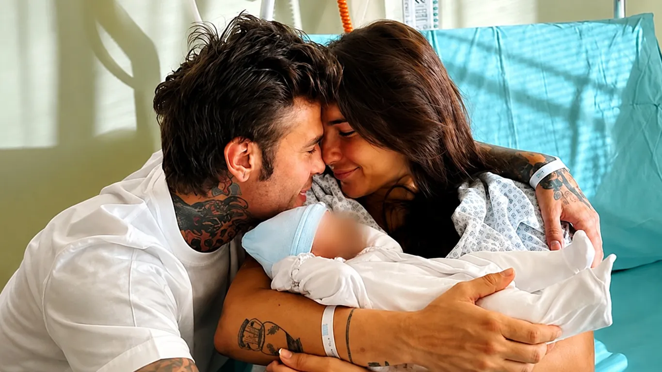 Fedez annuncia la nascita del figlio Edoardo Lupo: "Una gioia così grande"