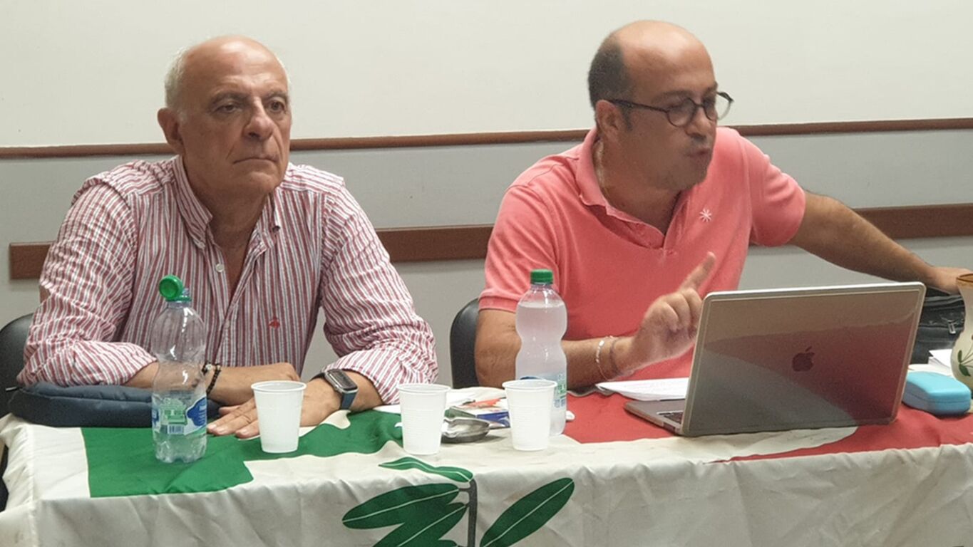 Pd Torre Annunziata, lo scontro interno si riaccende: Passeggia replica agli anonimi