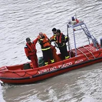 Como, si tuffa nel lago e non riemerge, dispersa bambina di 10 anni
