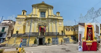 Pollena Trocchia celebra San Giacomo: fede, processione e il concerto di Gianni Fiorellino