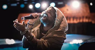 Gio Evan in “Extra Terreste” al Festival Agerola sui Sentieri degli Dei