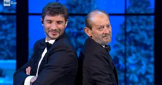 Stefano De Martino riceve il premio dedicato al padre Enrico: "Non ne riceverò uno più bello"