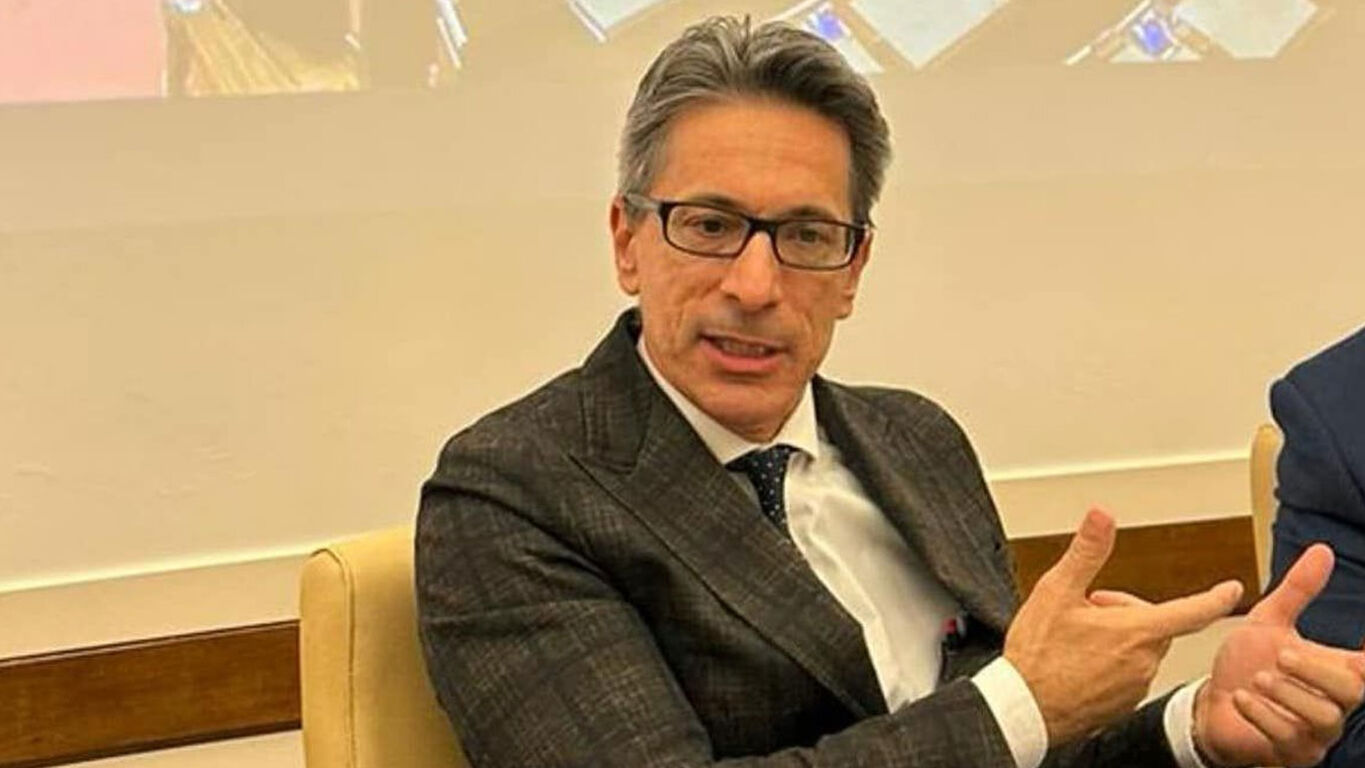 Torre Annunziata, il M5S presenta un dossier di 124 pagine per il rilancio della città