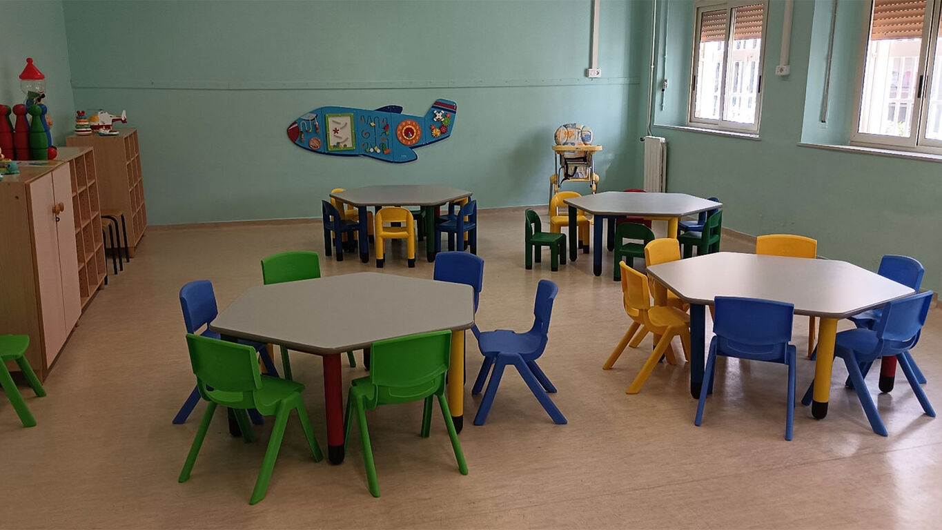 Torre del Greco, oltre 100 posti negli asili nido comunali: pubblicato il bando per le famiglie