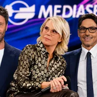 Temptation Island da record: Filippo Bisciglia si commuove e Pier Silvio Berlusconi celebra Maria De Filippi