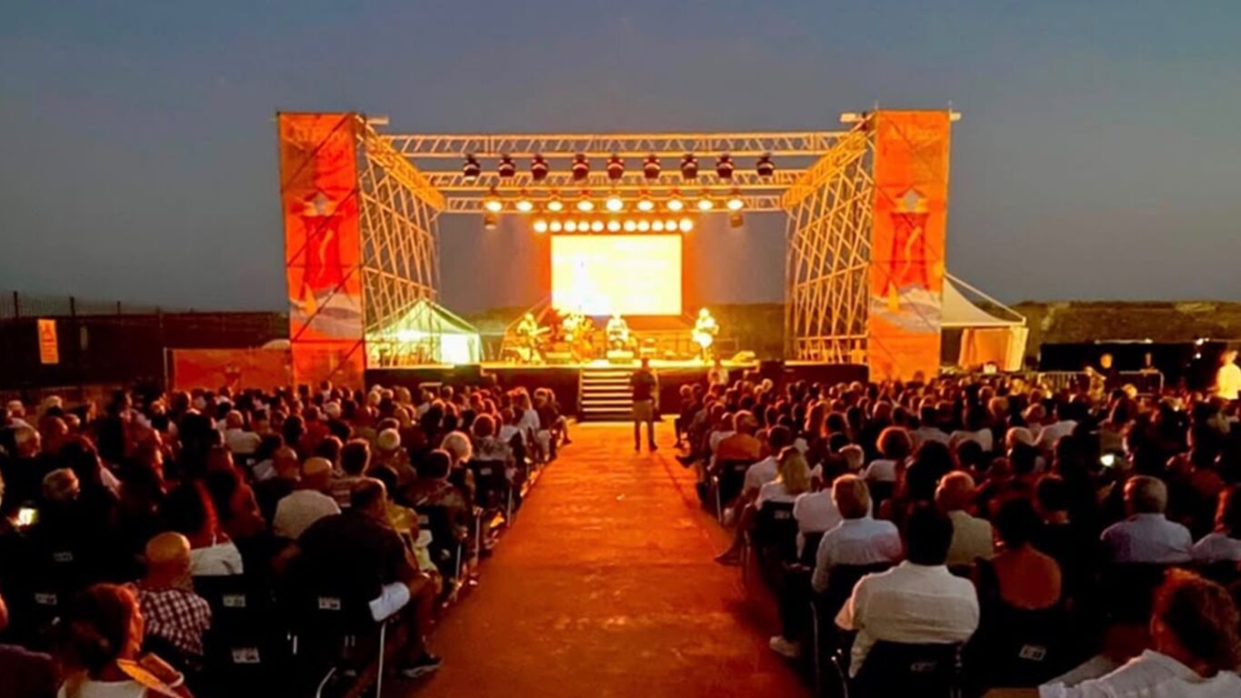 Al Faro Festival, il mare racconta l'anima di Napoli: emozioni e cultura al Molo San Vincenzo