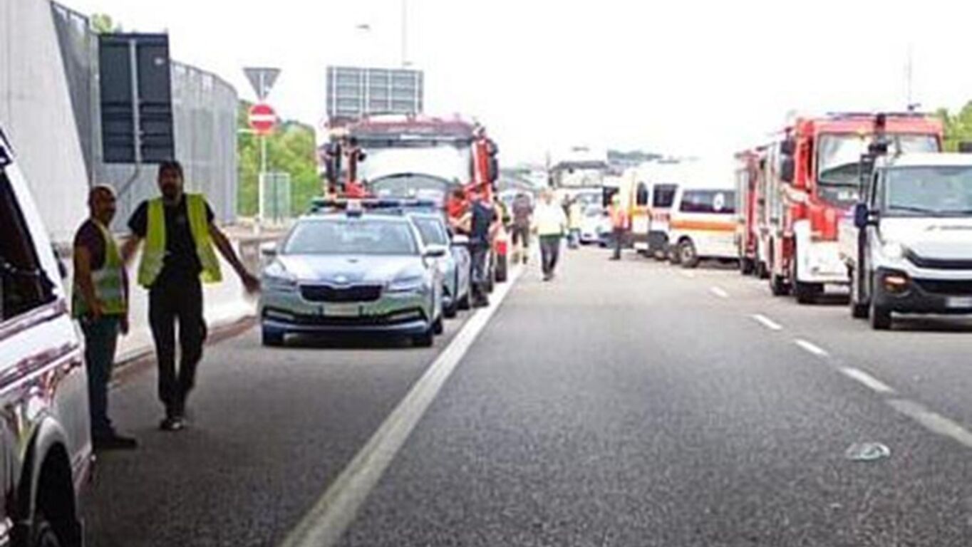 Incidente sulla Rieti-Terni tra un pullman, un camper e due auto: 6 morti e 27 feriti, tre in codice rosso
