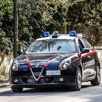 Dodicenne accoltellato dopo una lite a Ponticelli: ferito all'addome da un 13enne