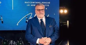 Striano, minacciò di morte il sindaco: 67enne ai domiciliari con braccialetto elettronico