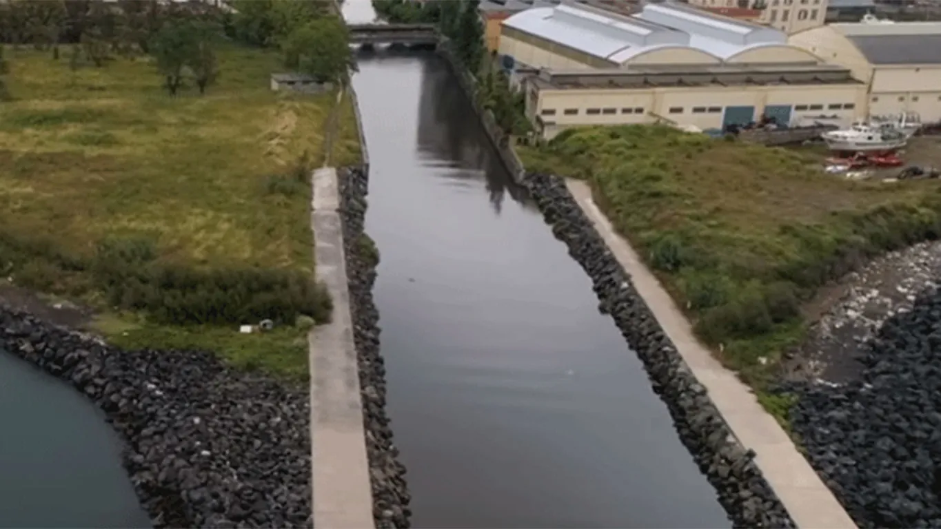 Fiume Sarno, sequestrato uno stabilimento dolciario di Striano