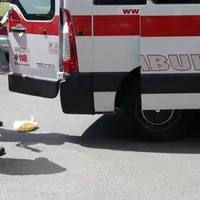 Portici, zia e nipote trovati morti in casa: nessun segno di violenza, il giallo resta aperto