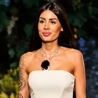 Temptation Island, Sara Palumbieri avvistata con un tentatore (foto): esplode il gossip