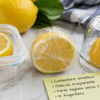 Limoni tagliati: il modo migliore per conservarli senza farli seccare