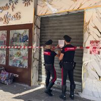 Bar chiuso nei pressi di Poggioreale: offriva servizi vari senza autorizzazione