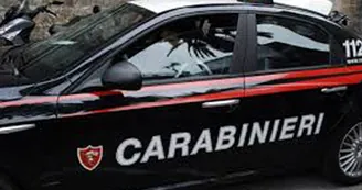 Gragnano, picchia la nonna 75enne con una scopa e aggredisce la madre: arrestato 30enne