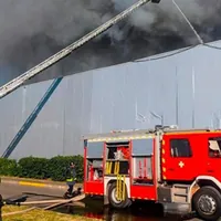 Ucraina, attacco russo a centro commerciale: almeno 14 morti e 121 feriti. Zelensky: "Tra le vittime anche 6 bambini"