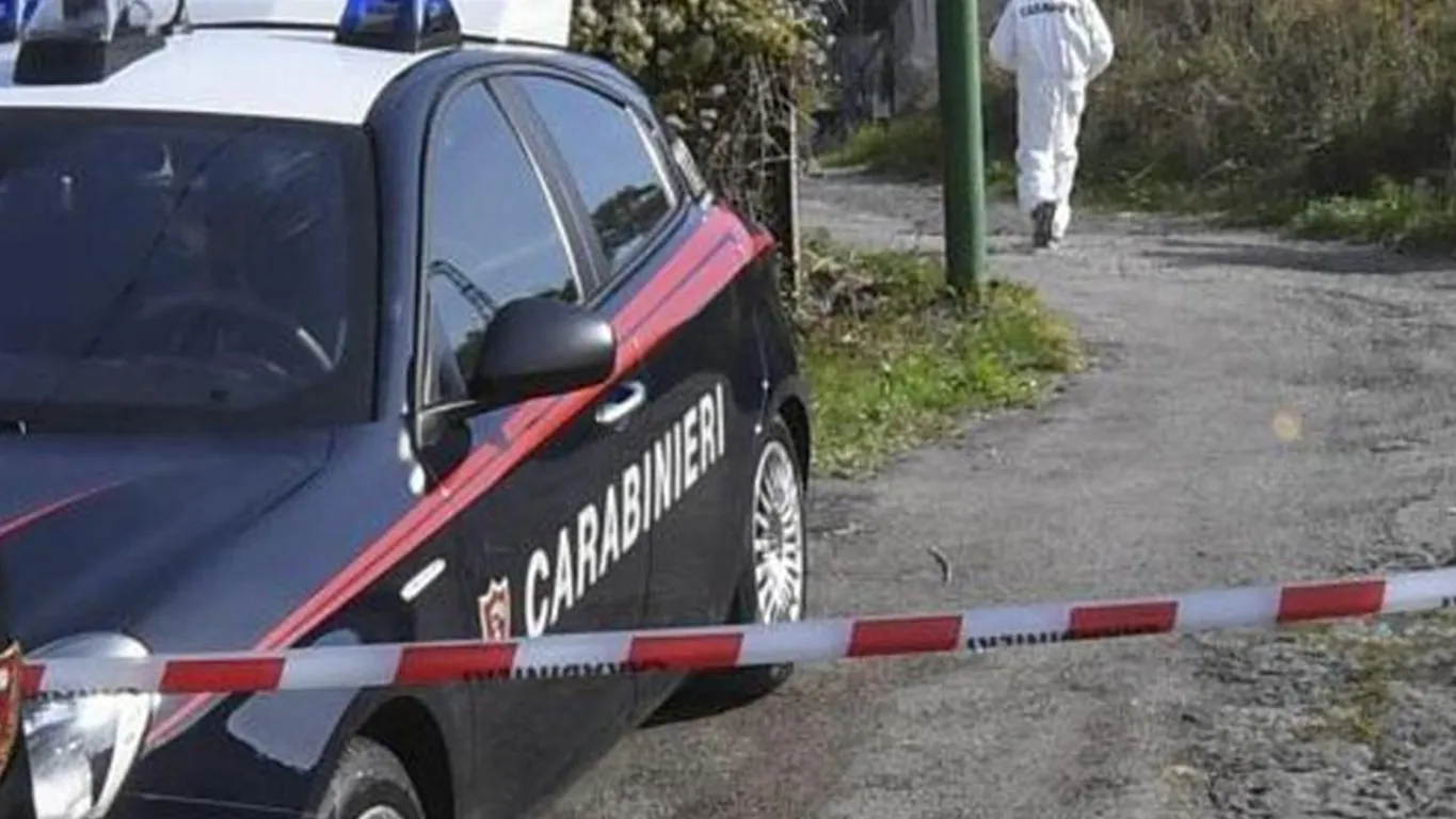 Roma, un uomo e un ragazzo trovati morti in stand allestito per palio Allumiere: avevano 36 e 15 anni