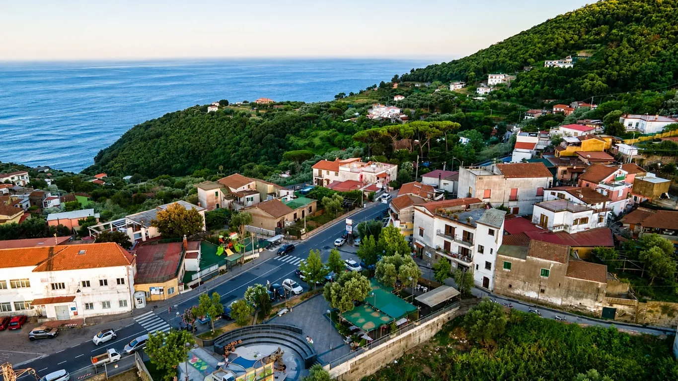 Sant'Agnello: tre giorni di festa ai Colli di Fontanelle tra musica, vino e comicità