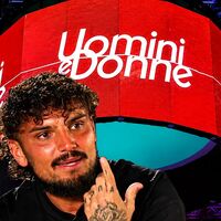 Uomini e Donne, Giovanni Grazioso avvistato negli studi Mediaset: svelato il motivo, c'entra il trono