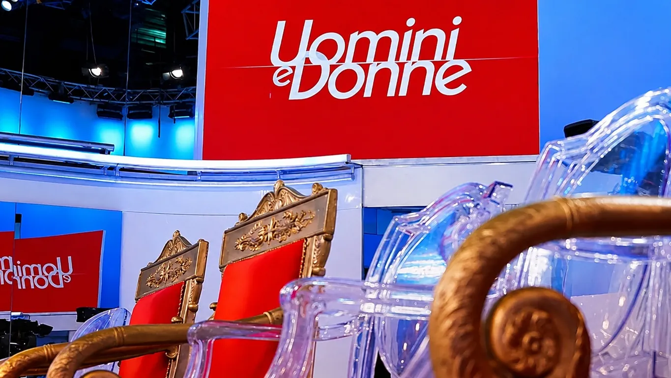 Uomini e Donne, anticipazioni 27 agosto: Gemma ha già due pretendenti, caos tra Antonio, Paola e Gloria