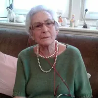 Torre Annunziata, Raffaella De Laurentiis compie 98 anni: è la memoria storica della famiglia