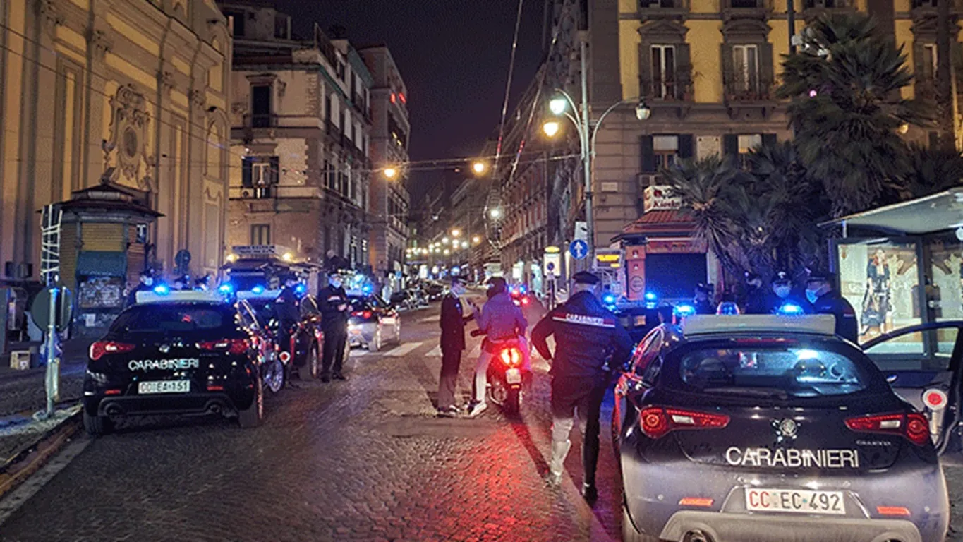 Napoli, 68enne accoltellato all'addome: operato, è in prognosi riservata