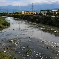 Fiume Sarno, Mazzella interroga quattro ministri: «Serve una governance stabile contro l'inquinamento»