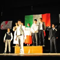 "Buon compleanno Italia!". A teatro con gli attori del Liceo Pitagora