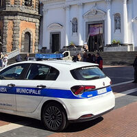 Torre del Greco, controlli nell'area mercatale: sanzionati otto commercianti