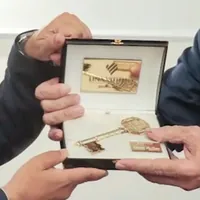 Pompei, chiavi d'oro da oltre 14mila euro agli ex ministri: condannati due dirigenti comunali