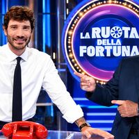 Ascolti tv, Affari Tuoi riparte ma Gerry Scotti batte Stefano De Martino: i dati della prima sfida