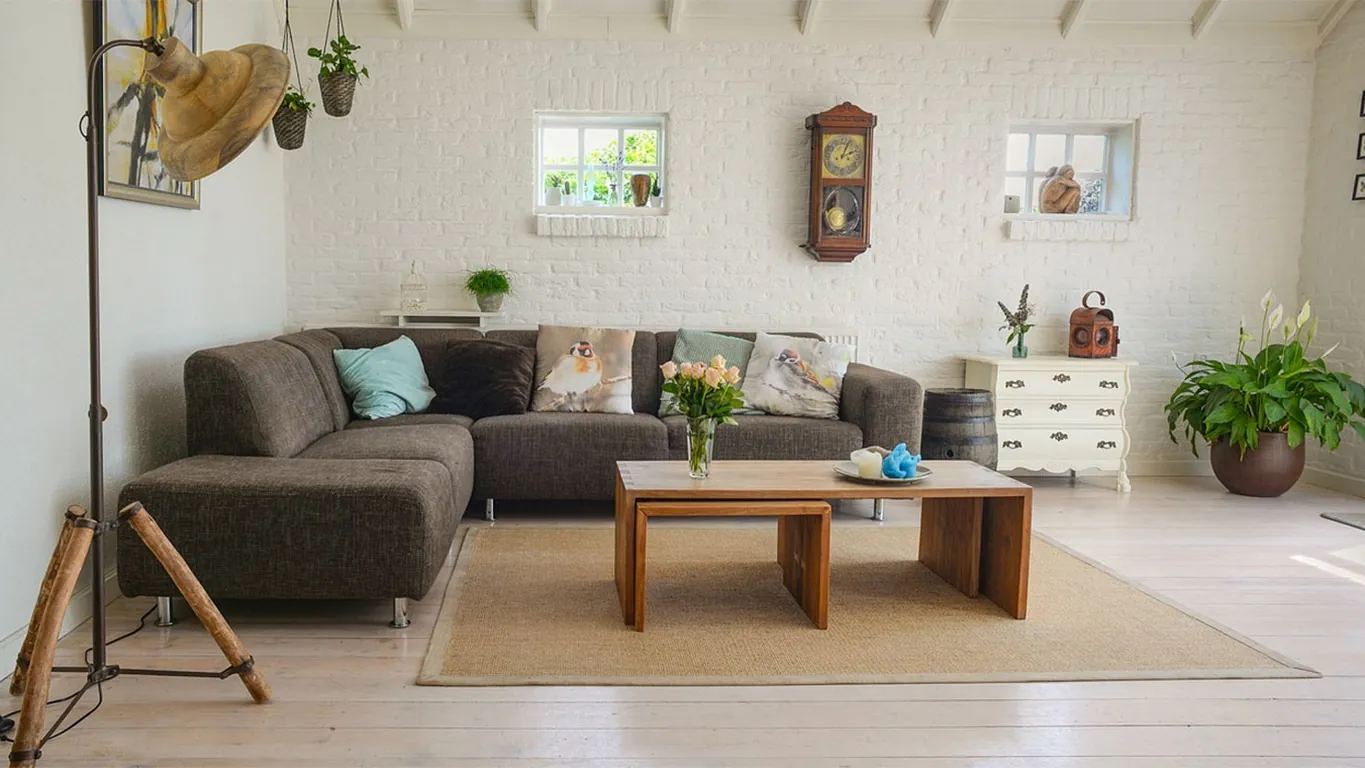 Arredare le pareti del soggiorno: le strategie dell'interior design per creare un punto focale di grande impatto