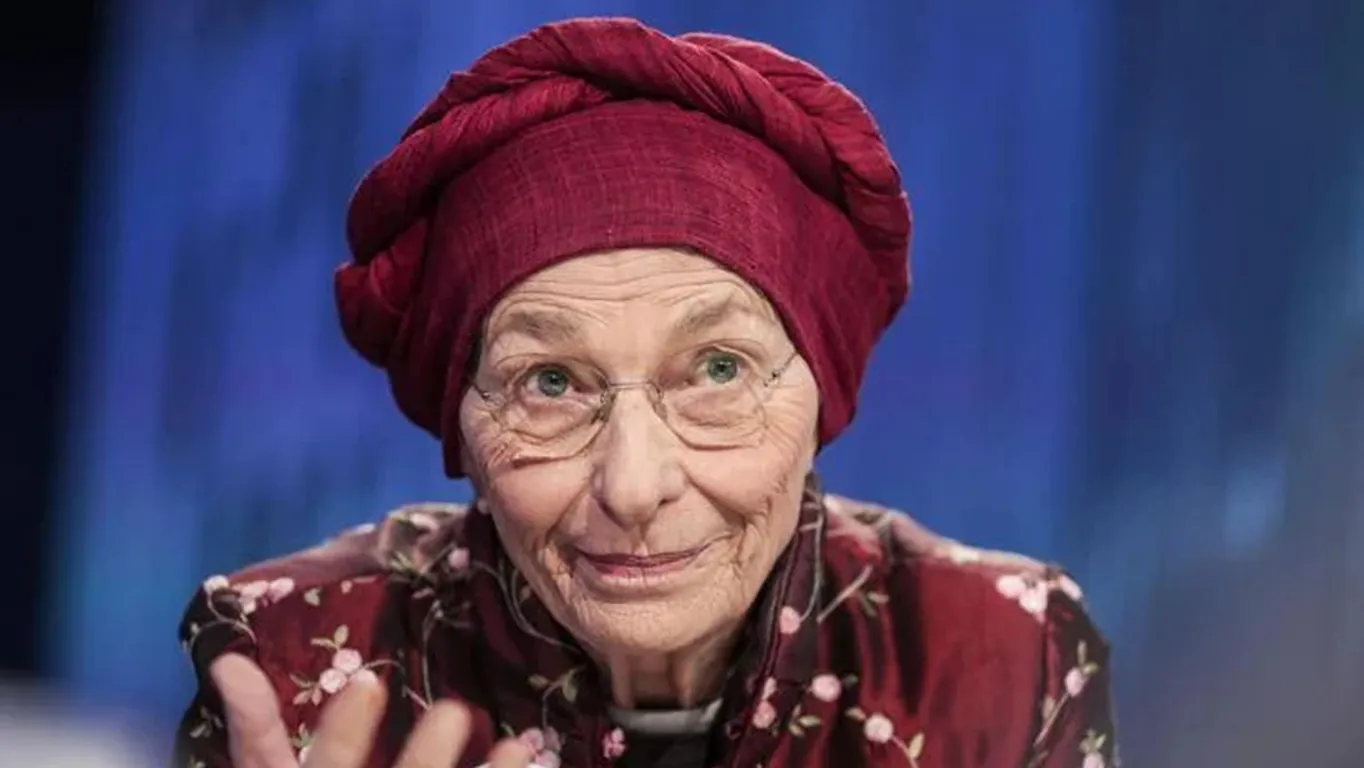 Emma Bonino ricoverata d'urgenza in ospedale, è in gravi condizioni