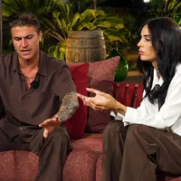 Temptation Island, Sara gela Gabriele: «Sei un copione scritto». Ma il vero caso resta fuori