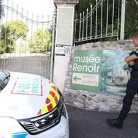 Rubati 4 dipinti di Renoir dal Museo a Cagnes-sur-Mer: valgono 9 milioni di euro, caccia ai ladri
