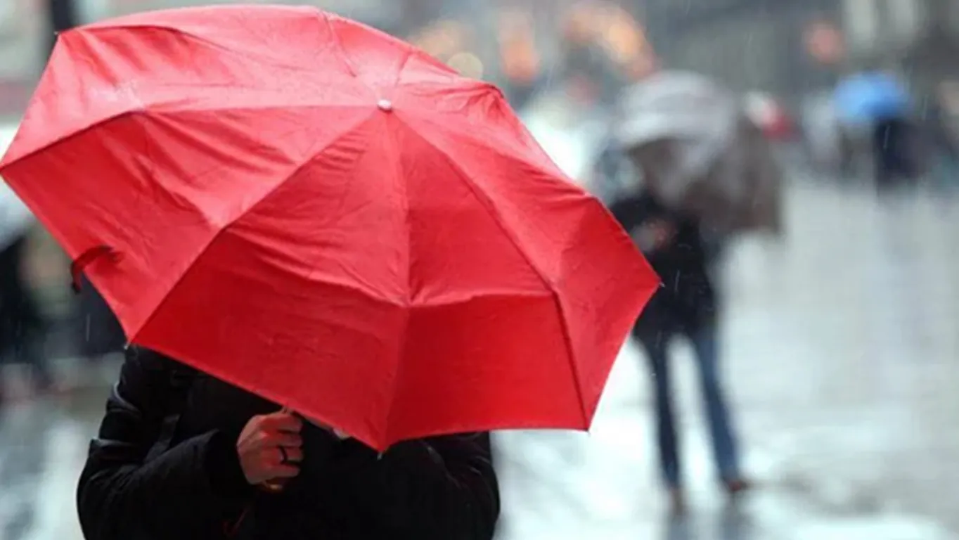 Meteo, finisce il gran caldo: da mercoledì temporali e temperature giù anche di 10 gradi
