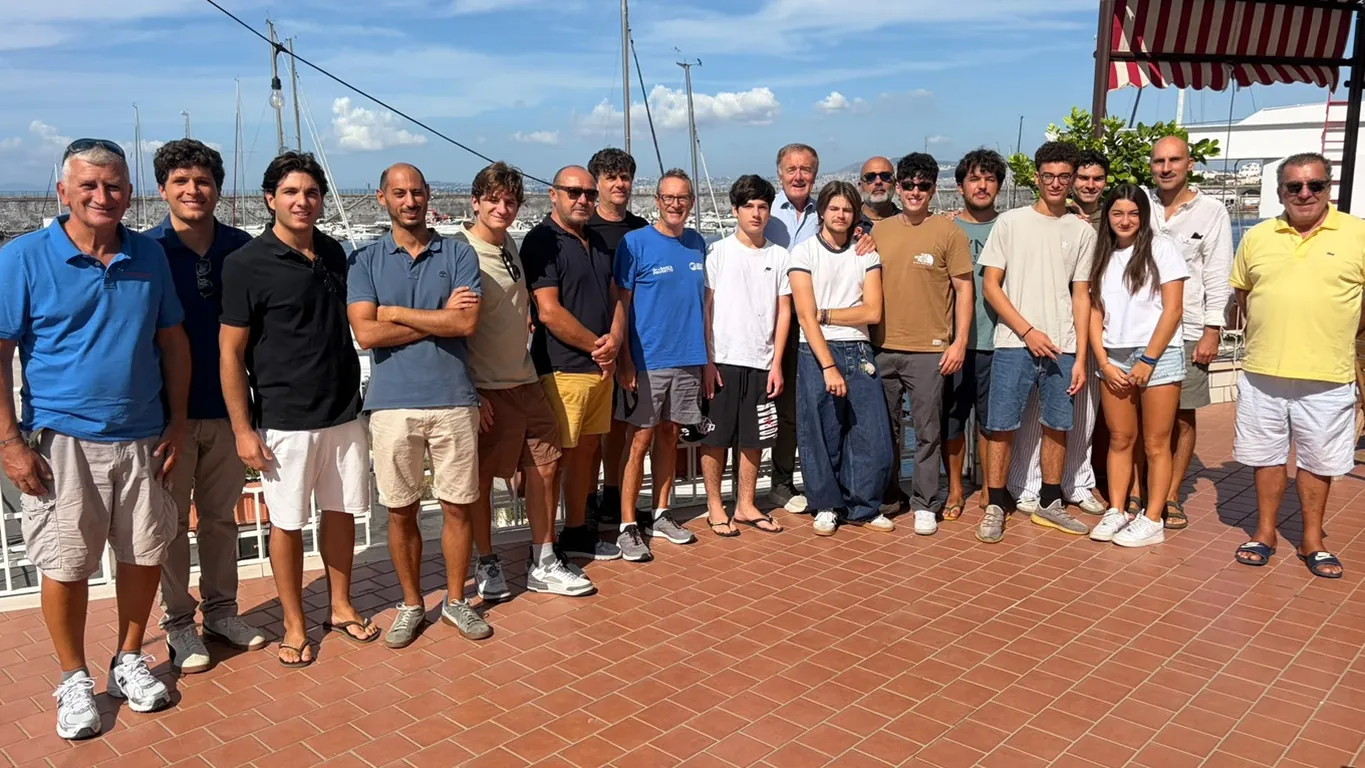 Profumo di America's Cup al Circolo Nautico di Torre del Greco: è boom di partecipanti all'open day