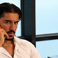 Temptation Island, Dimitri Hristov a cena con un'ex gieffina: ci avrebbe provato, ma lei lo avrebbe respinto